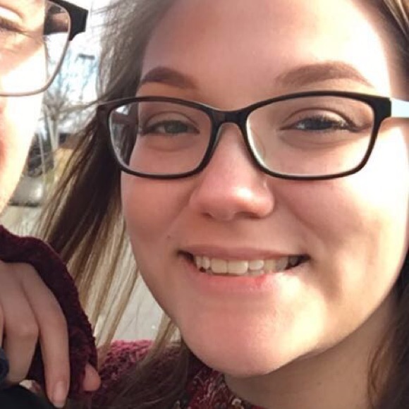 Meet your Posher, Brianna - Picture 1 of 1